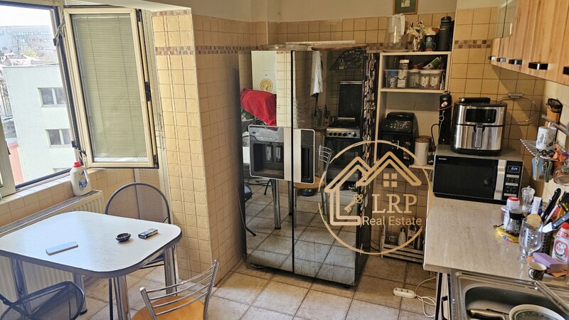 Mosilor, Traian, 3 camere, 90 mp, stradal, 3 boxe.